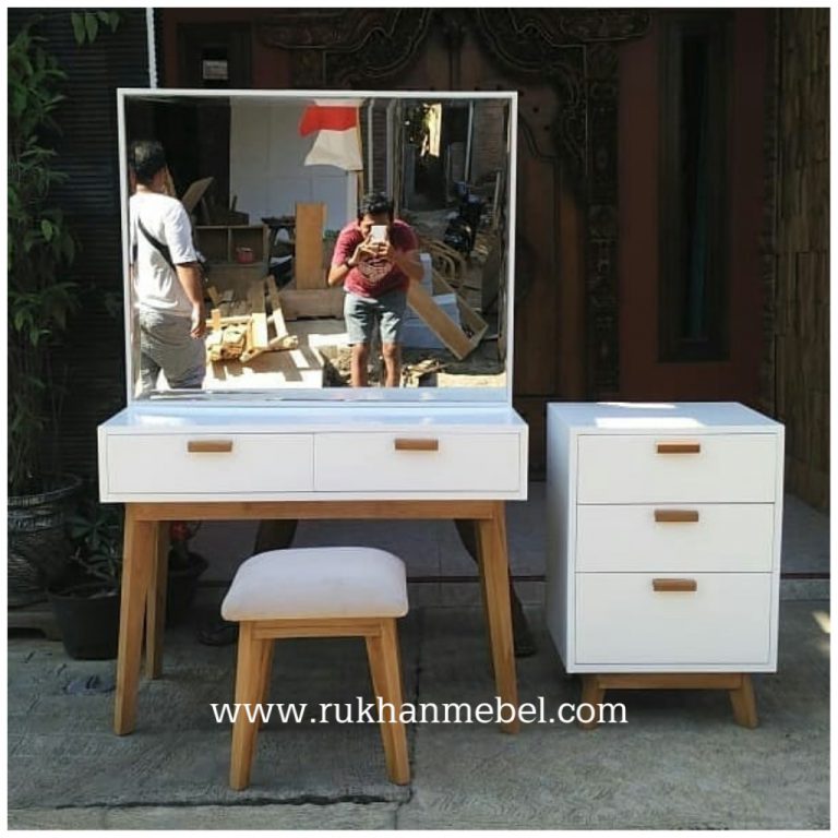 set-meja-rias-custom-interior-mewah-toko-furniture-jepara-rukhan-mebel